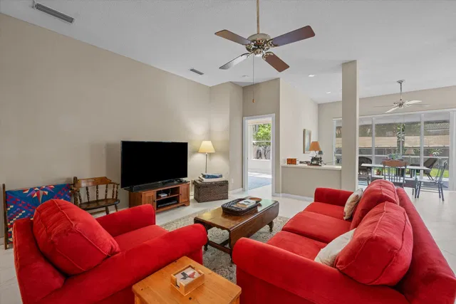 Residence photo 9