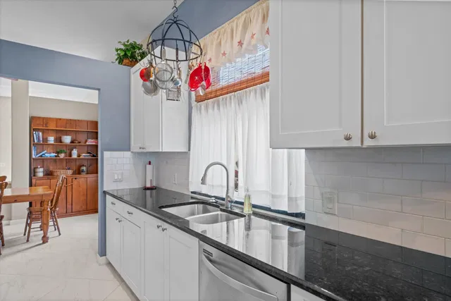 Residence photo 15