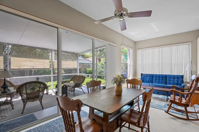 Residence photo 19