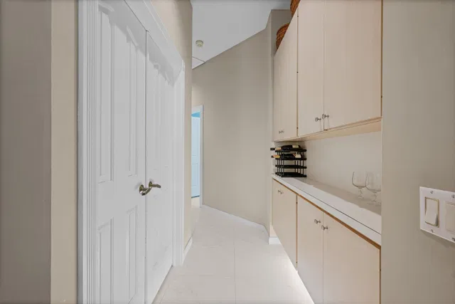 Residence photo 27