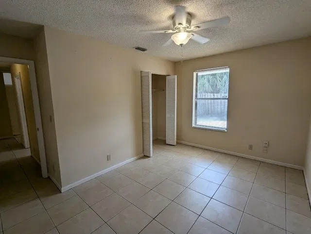 Residence photo 14