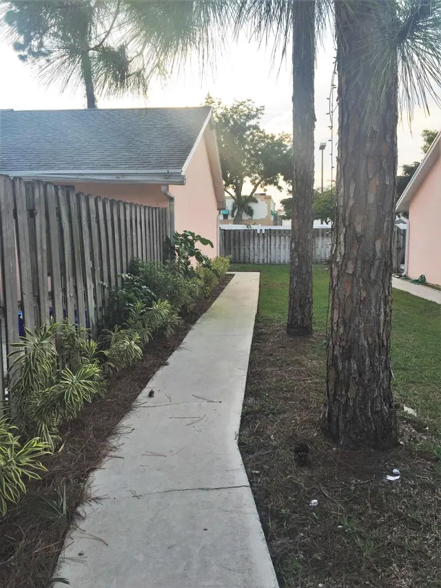 Residence photo 21