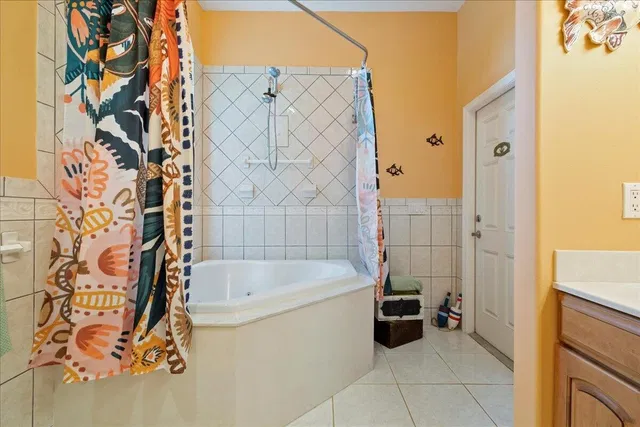  Residence photo 24
