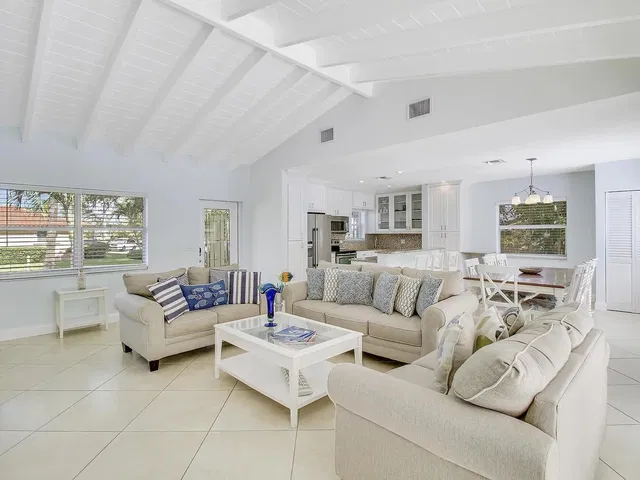 Singer Island Residence photo 5