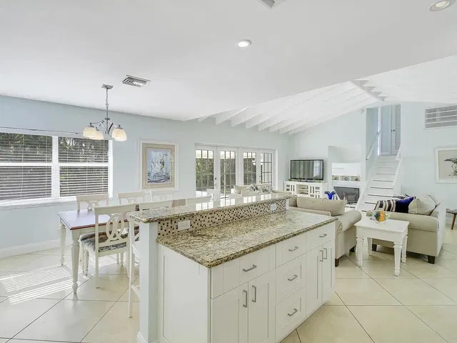 Singer Island Residence photo 8