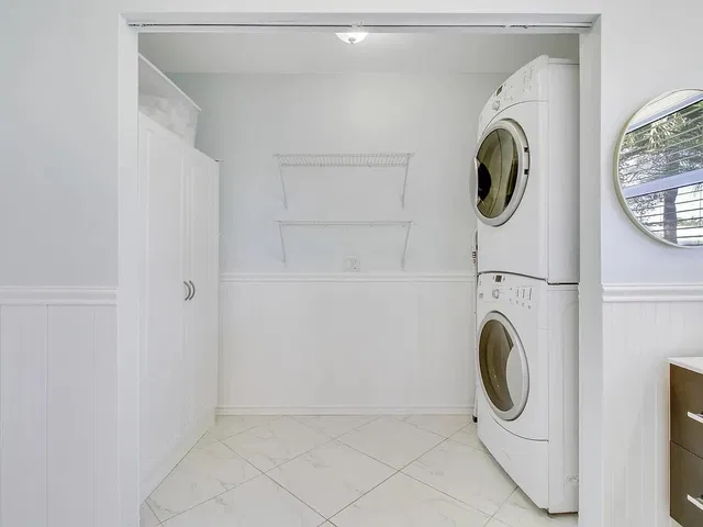 Singer Island Residence photo 12