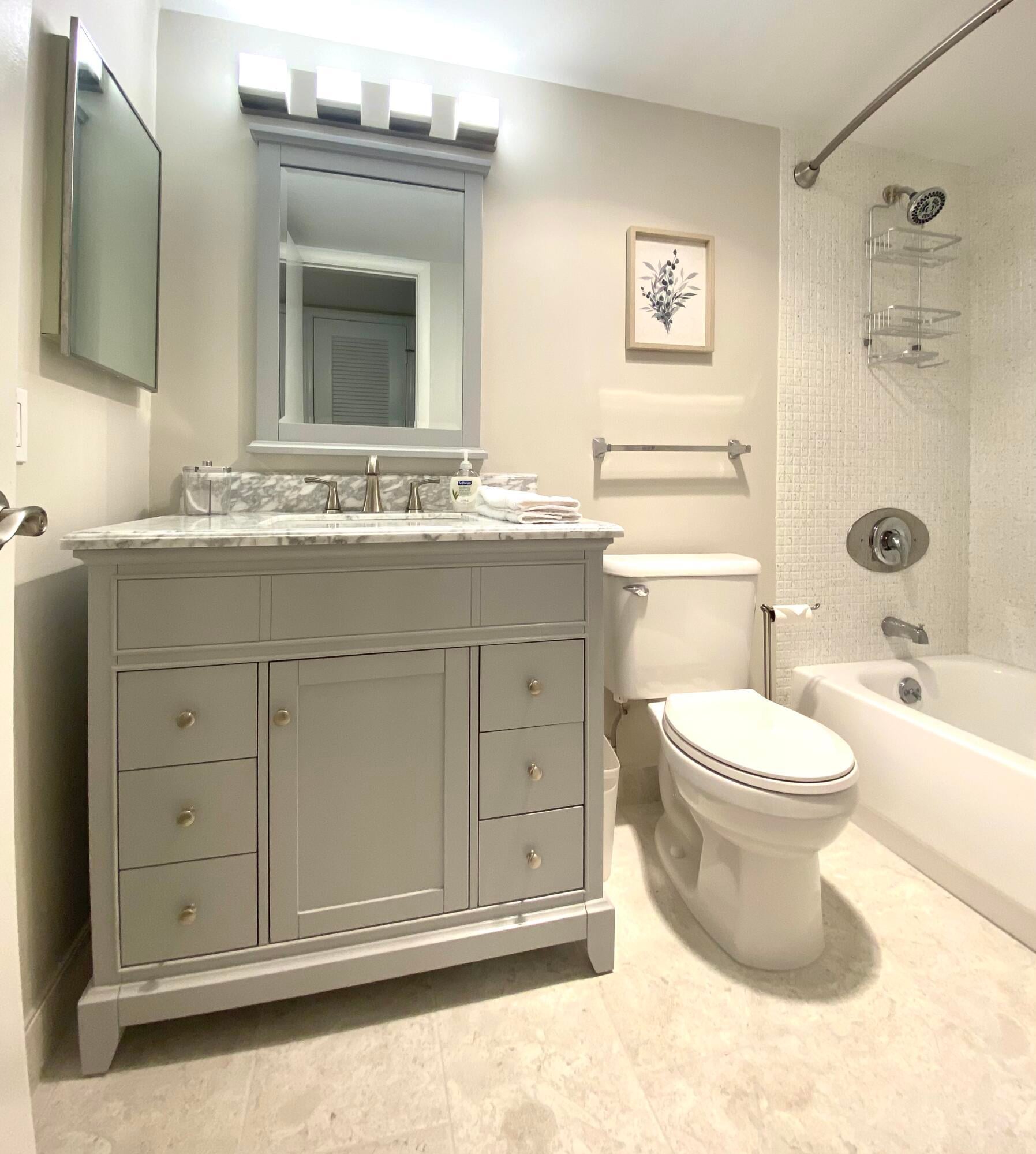 Unit 101 photo 18