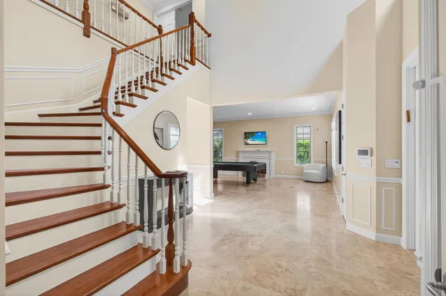 Residence photo 5