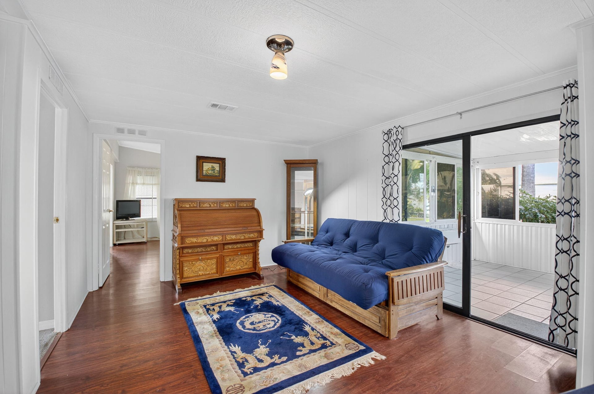 Residence photo 17