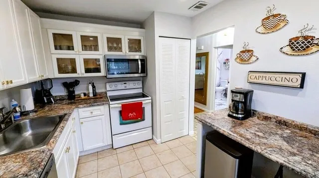 Boca Lago Country Club Homes Unit 33f photo 5