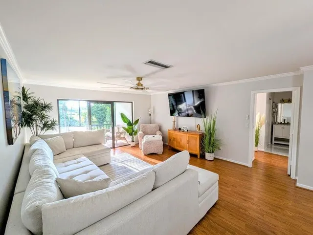 Boca Lago Country Club Homes Unit 33f photo 8