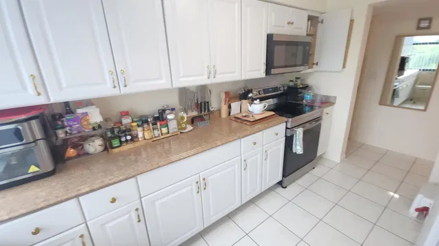  Unit 3511 photo 9