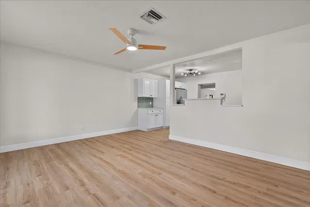  Residence photo 5