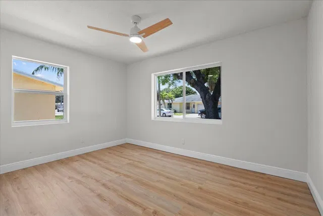  Residence photo 15