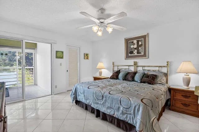 Residence photo 10