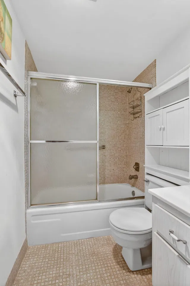 Residence photo 14