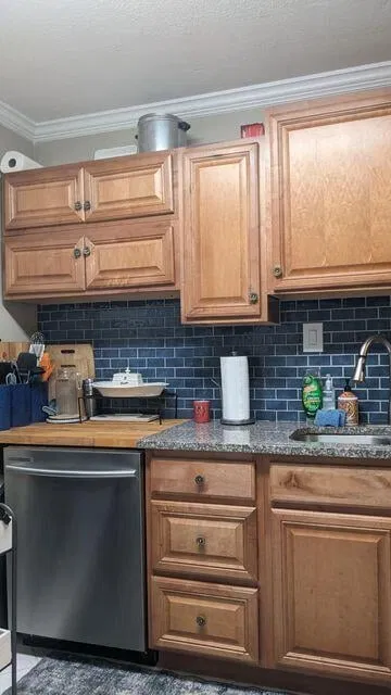 Unit 112 photo 12