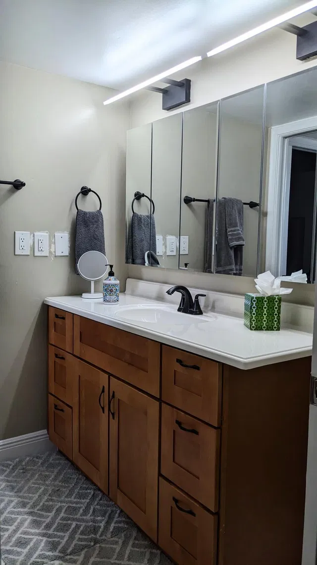 Unit 112 photo 14