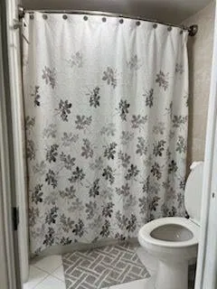 Unit 112 photo 20