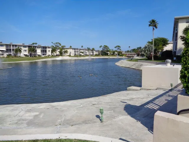 Unit 112 photo 40