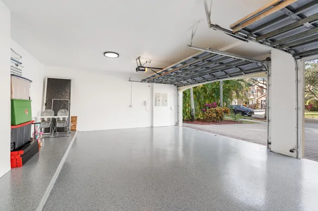 Residence photo 9