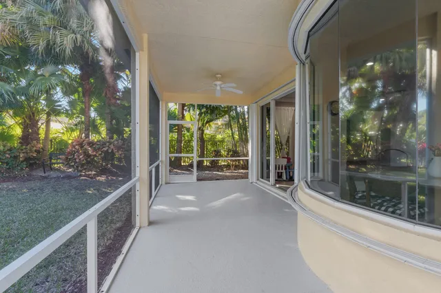 Residence photo 41