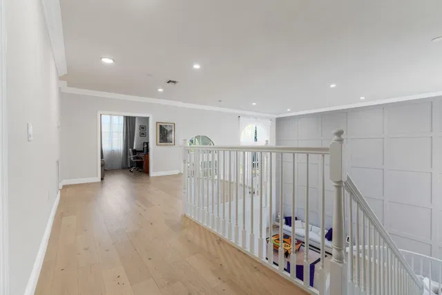 Residence photo 48