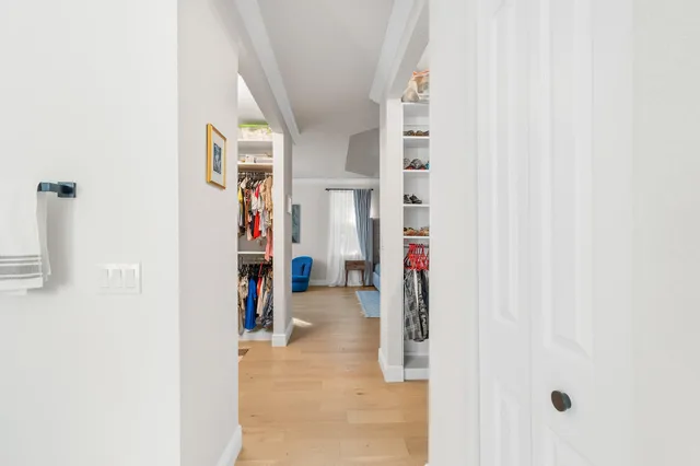 Residence photo 57