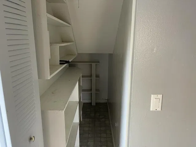 Residence photo 5