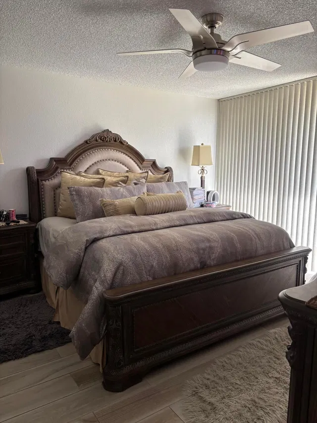 Unit 101 photo 12