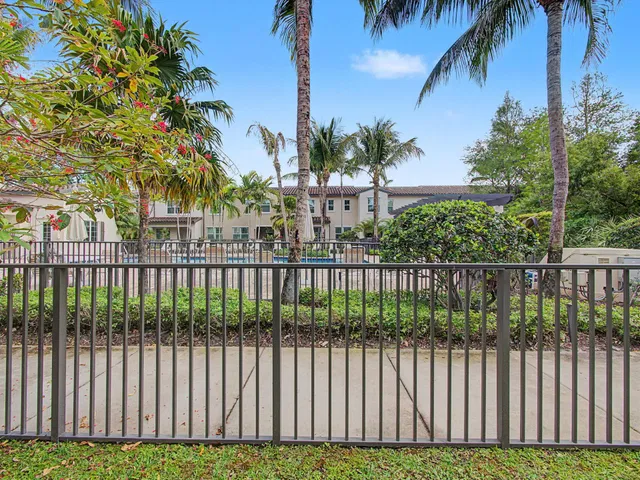 Old Palm Golf Club Residence photo 15