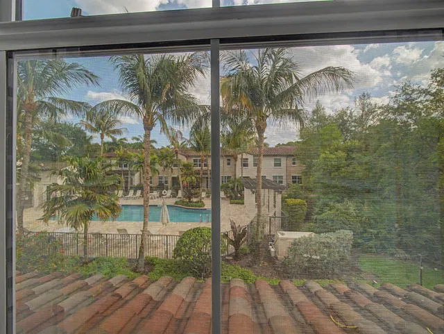 Old Palm Golf Club Residence photo 29