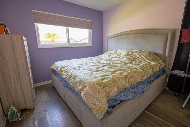 Residence photo 12