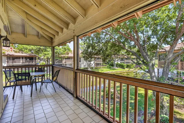PGA National Palm Beach Gardens Residence photo 36