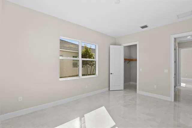 Residence photo 46
