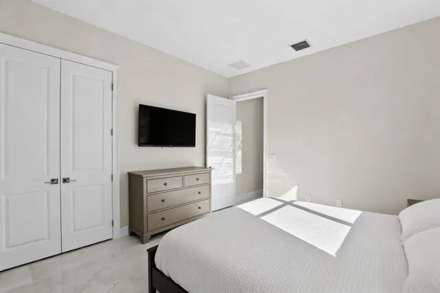 Residence photo 52