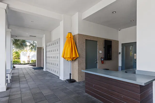 Residence photo 71