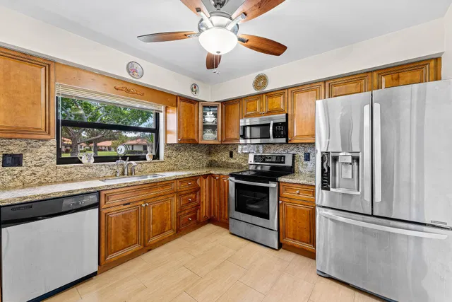 Residence photo 11