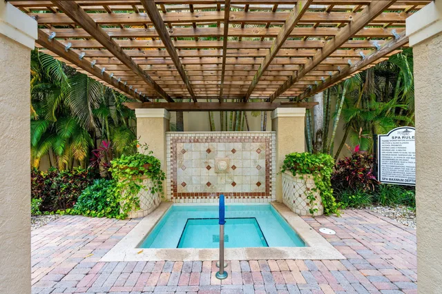 Courtyards in Cityplace Unit 106 photo 39