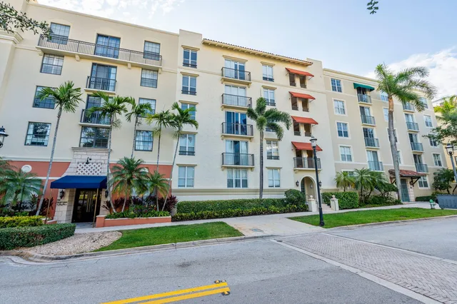 Courtyards in Cityplace Unit 106 photo 44