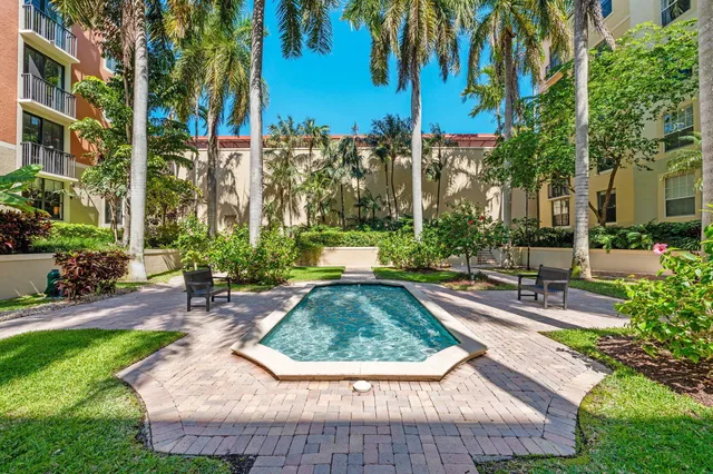 Courtyards in Cityplace Unit 106 photo 46