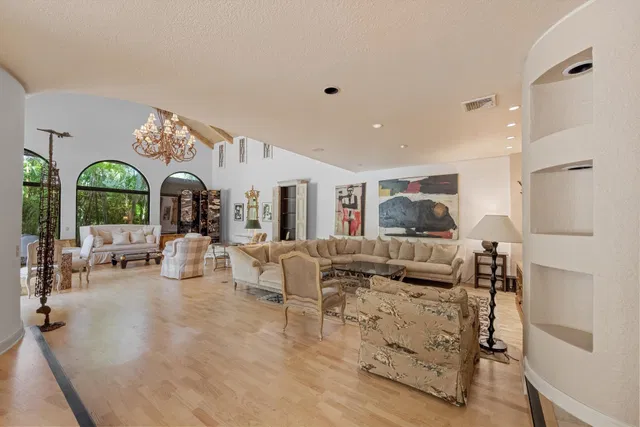 Sloan's Curve Palm Beach Residence photo 5