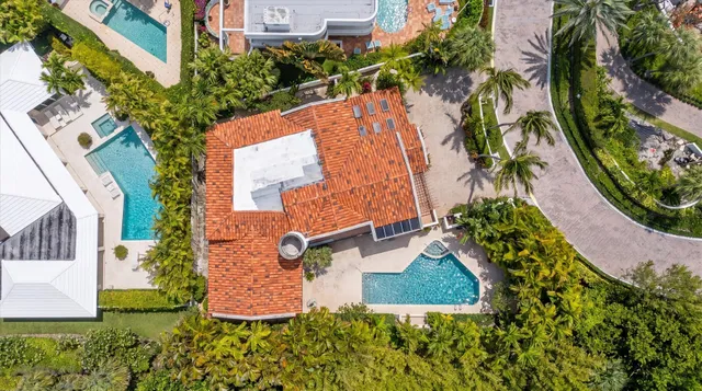 Sloan's Curve Palm Beach Residence photo 33
