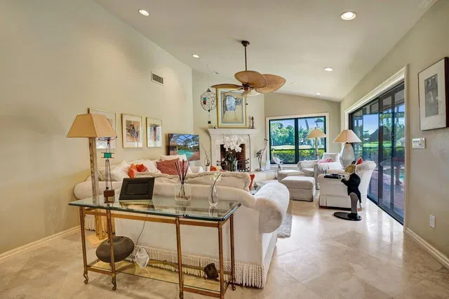 PGA National Palm Beach Gardens Residence photo 12