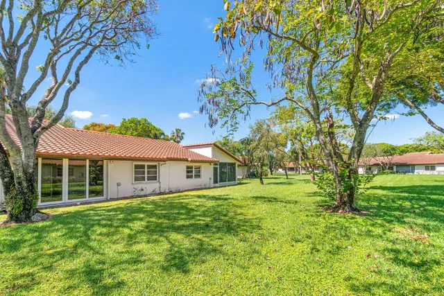 Residence photo 23