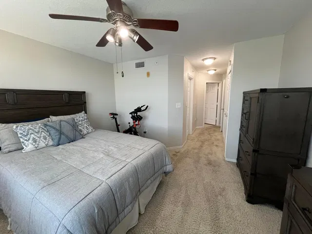 Unit 306 photo 17