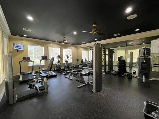 Unit 306 photo 33