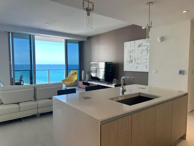 Amrit Ocean Resort & Residences Unit # H-1701 photo 6
