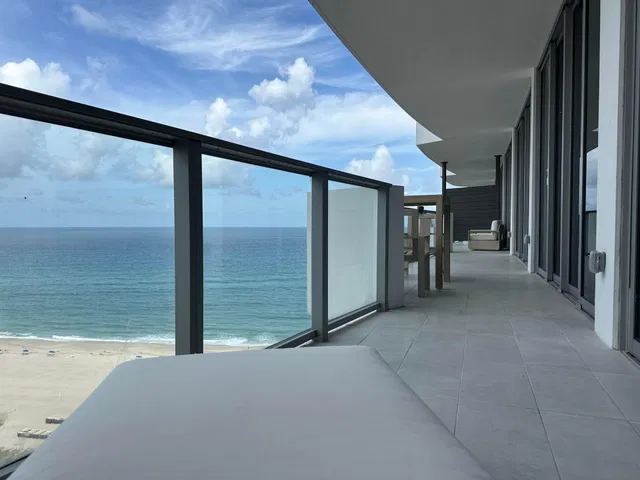 Amrit Ocean Resort & Residences Unit # H-1701 photo 14