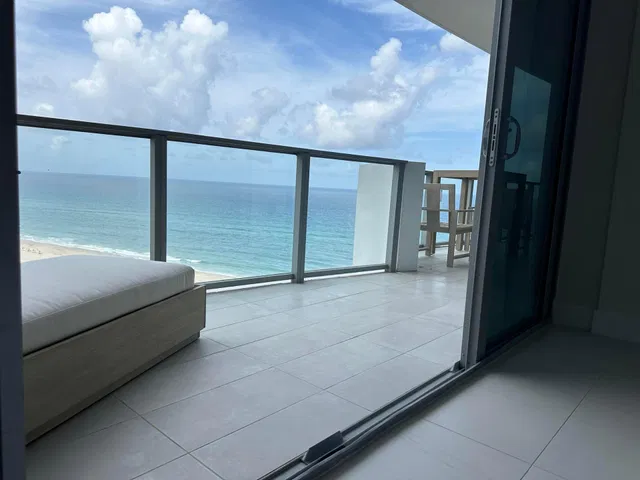 Amrit Ocean Resort & Residences Unit # H-1701 photo 17